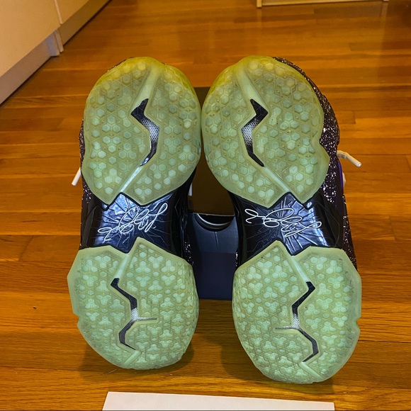 LeBron 11 Nike iD 🎨🌌 - Picture 4 of 5